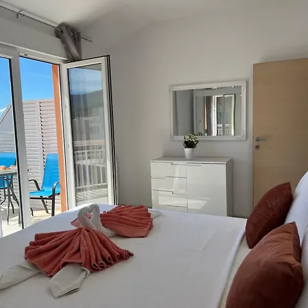 Boutique In With Pool 2 * Kaštela