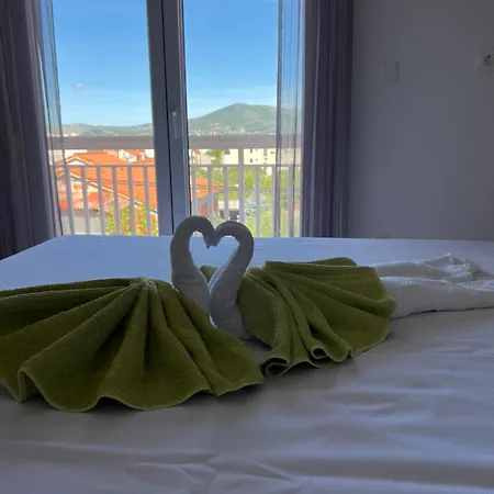 Boutique In With Pool 2 Apartamento